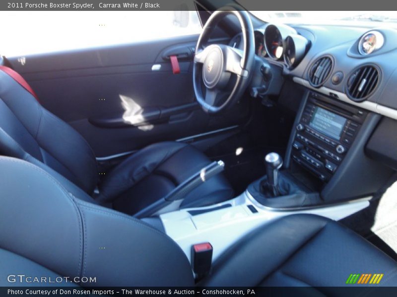Carrara White / Black 2011 Porsche Boxster Spyder