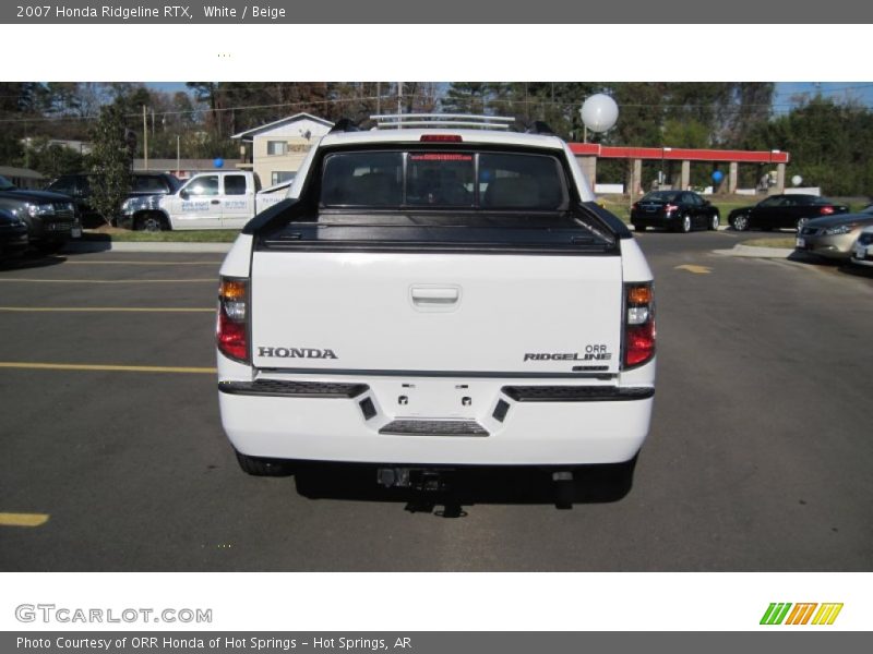 White / Beige 2007 Honda Ridgeline RTX