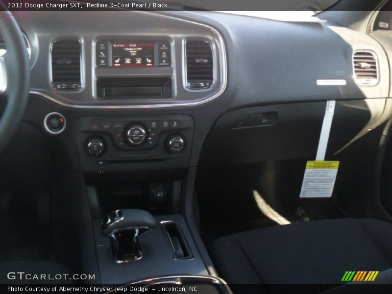 Redline 3-Coat Pearl / Black 2012 Dodge Charger SXT