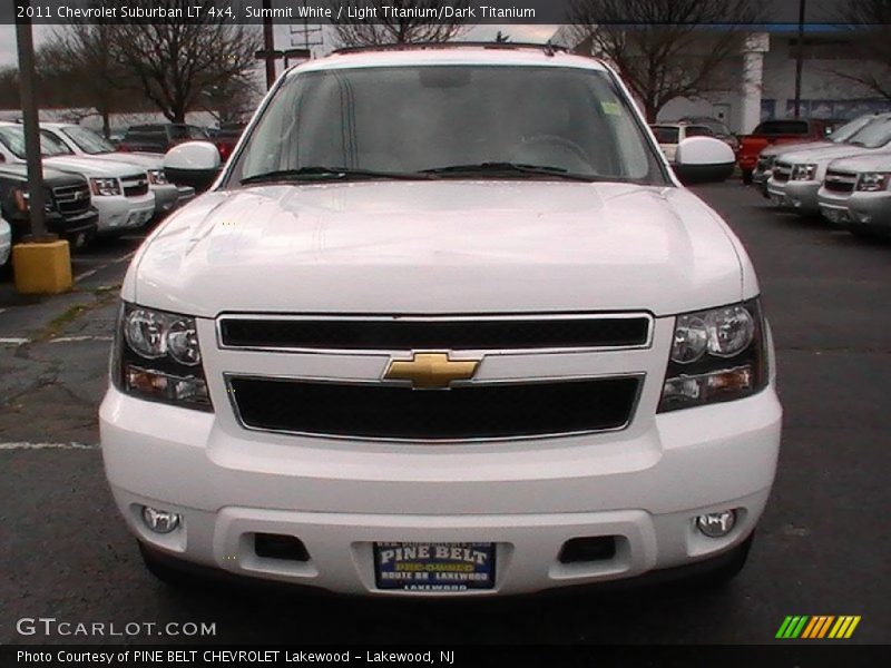 Summit White / Light Titanium/Dark Titanium 2011 Chevrolet Suburban LT 4x4
