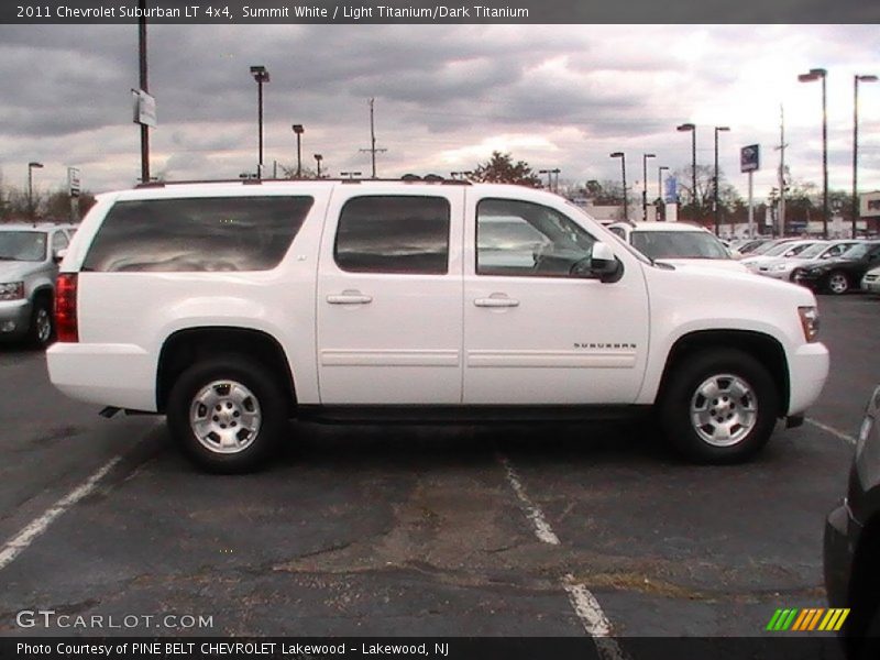 Summit White / Light Titanium/Dark Titanium 2011 Chevrolet Suburban LT 4x4