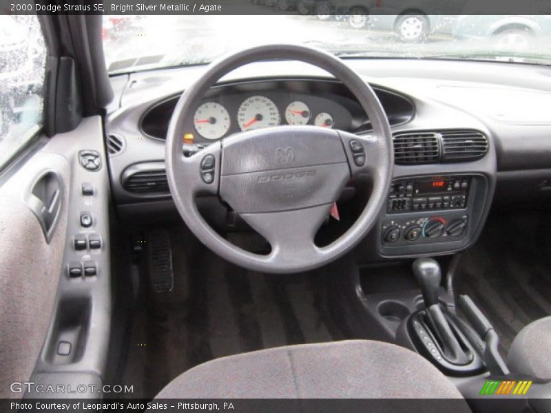 Bright Silver Metallic / Agate 2000 Dodge Stratus SE