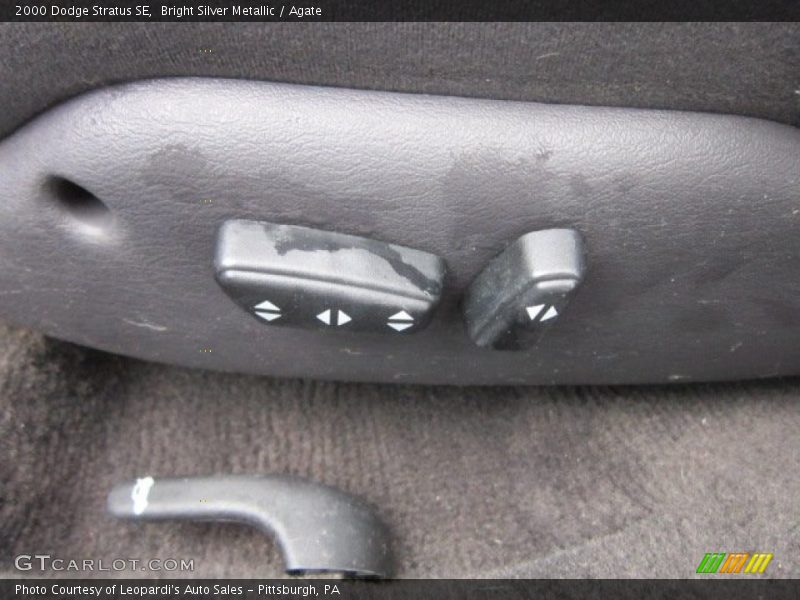 Bright Silver Metallic / Agate 2000 Dodge Stratus SE