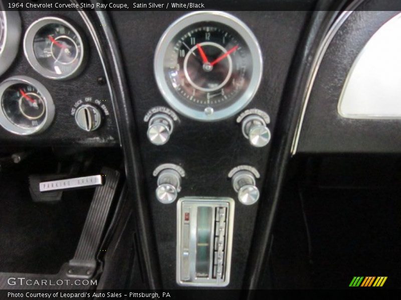 Controls of 1964 Corvette Sting Ray Coupe