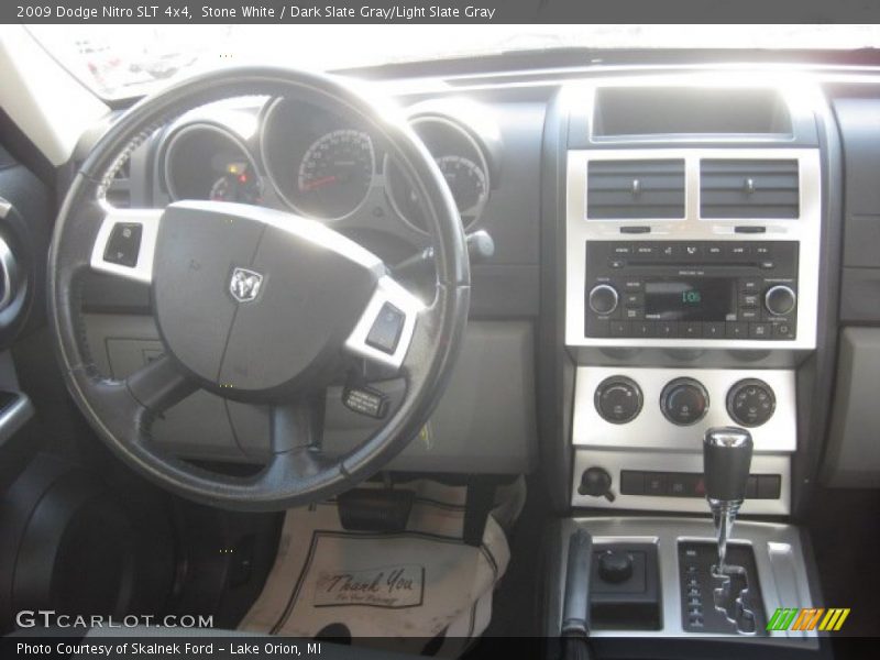 Stone White / Dark Slate Gray/Light Slate Gray 2009 Dodge Nitro SLT 4x4