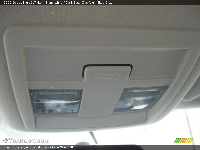 Stone White / Dark Slate Gray/Light Slate Gray 2009 Dodge Nitro SLT 4x4