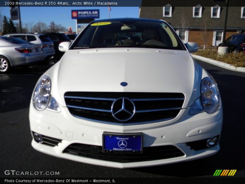 Arctic White / Macadamia 2009 Mercedes-Benz R 350 4Matic