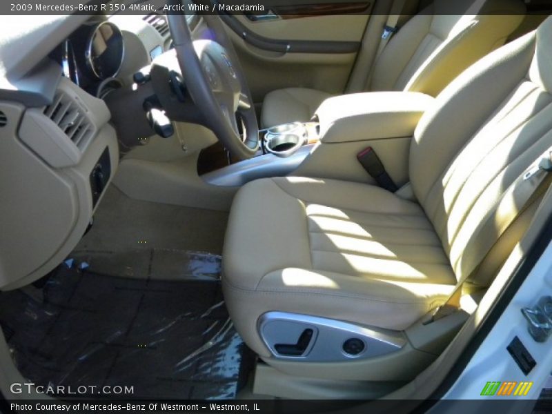Arctic White / Macadamia 2009 Mercedes-Benz R 350 4Matic