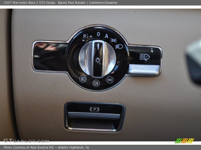 Controls of 2007 S 550 Sedan