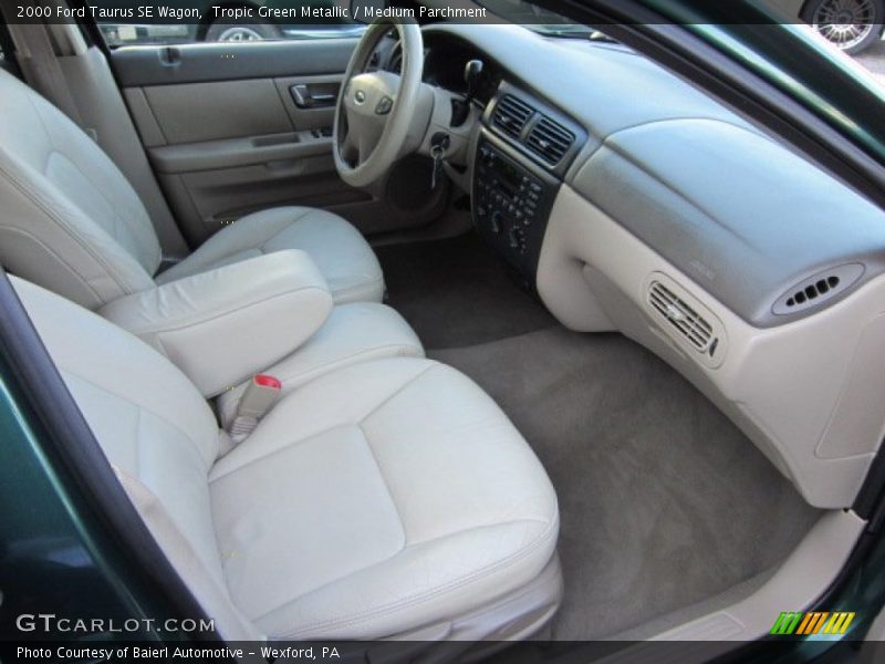 Tropic Green Metallic / Medium Parchment 2000 Ford Taurus SE Wagon