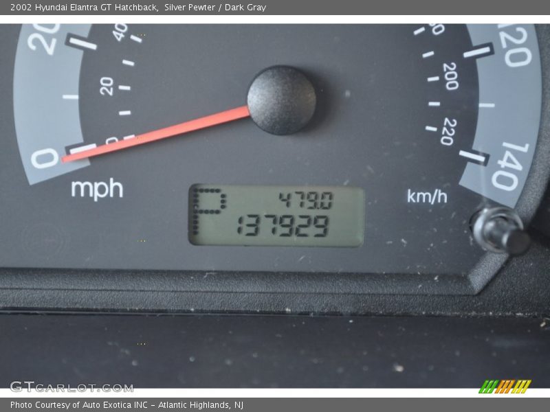 Silver Pewter / Dark Gray 2002 Hyundai Elantra GT Hatchback