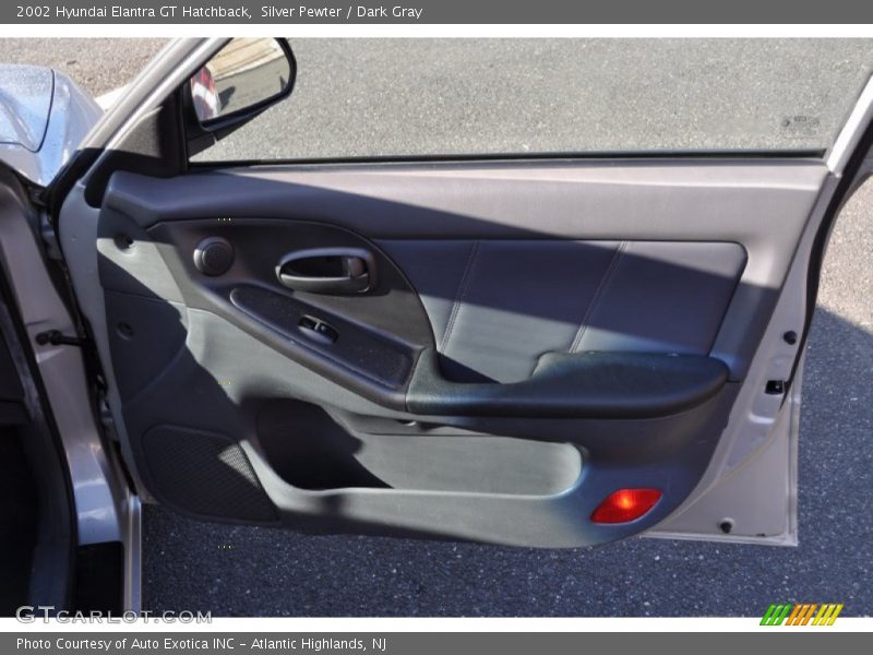 Silver Pewter / Dark Gray 2002 Hyundai Elantra GT Hatchback