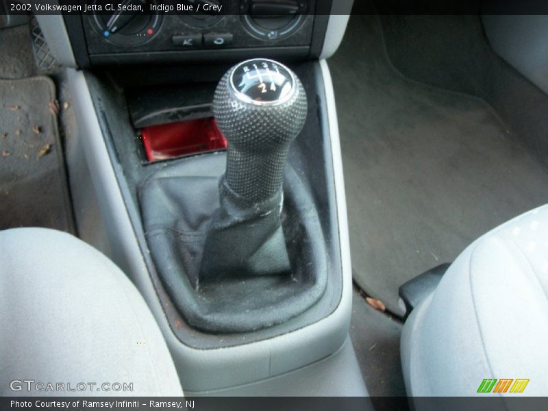  2002 Jetta GL Sedan 5 Speed Manual Shifter