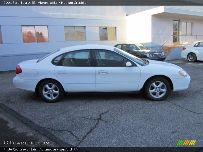 Vibrant White / Medium Graphite 2001 Ford Taurus SE