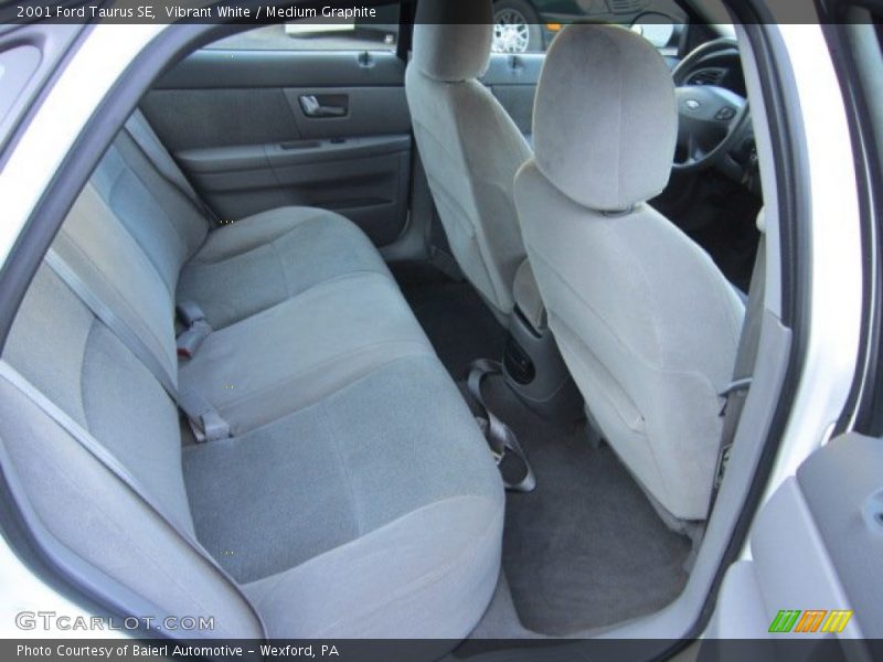 Vibrant White / Medium Graphite 2001 Ford Taurus SE