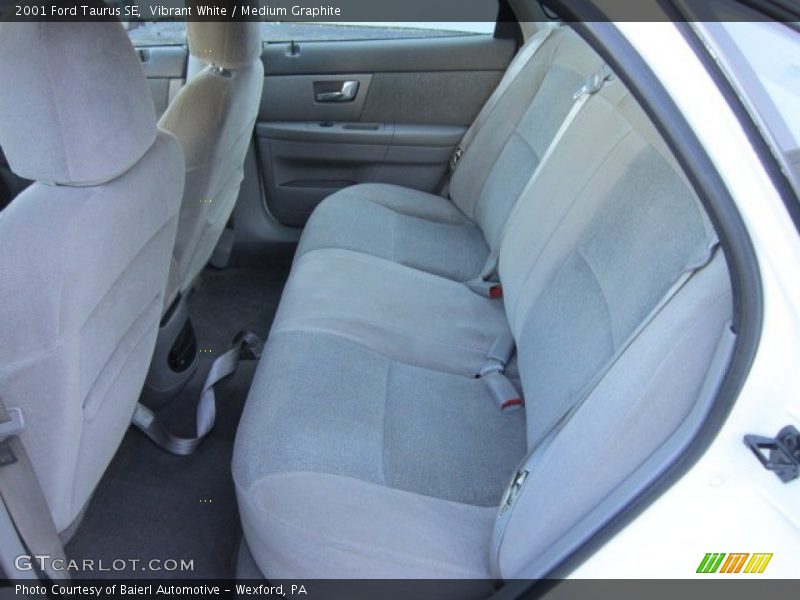 Vibrant White / Medium Graphite 2001 Ford Taurus SE