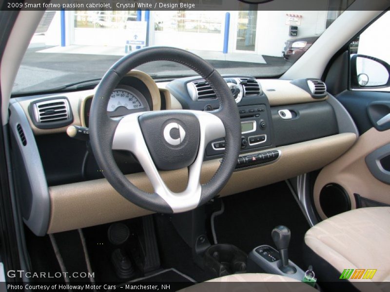 Crystal White / Design Beige 2009 Smart fortwo passion cabriolet
