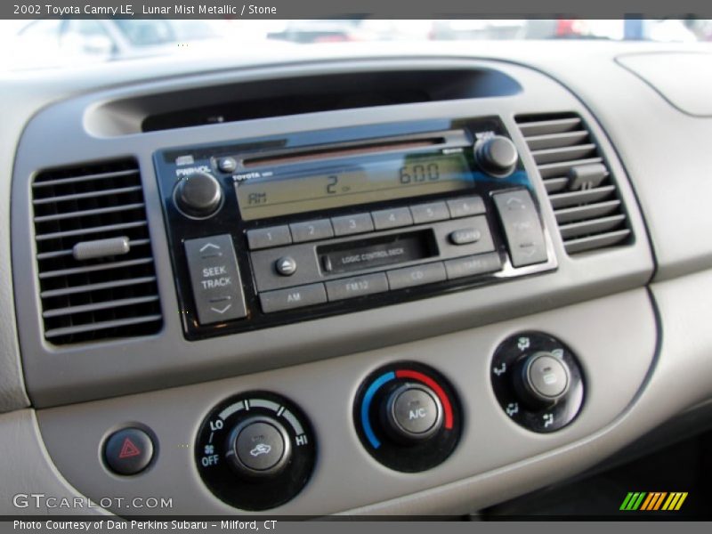 Lunar Mist Metallic / Stone 2002 Toyota Camry LE