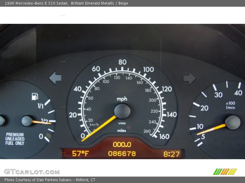 Brilliant Emerald Metallic / Beige 1996 Mercedes-Benz E 320 Sedan