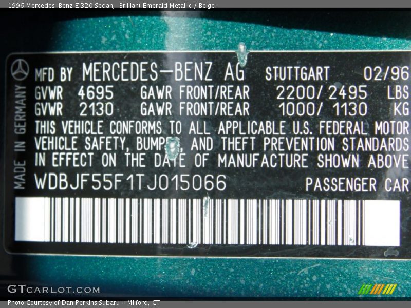 Brilliant Emerald Metallic / Beige 1996 Mercedes-Benz E 320 Sedan