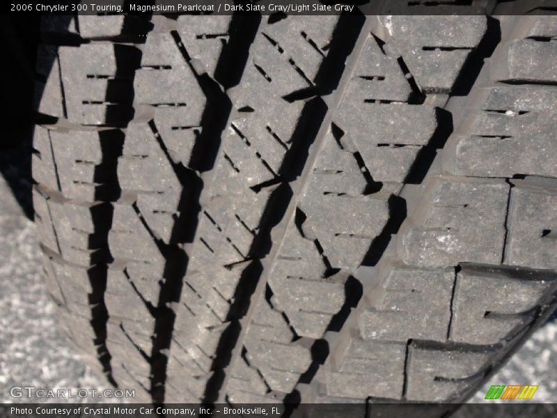 Magnesium Pearlcoat / Dark Slate Gray/Light Slate Gray 2006 Chrysler 300 Touring