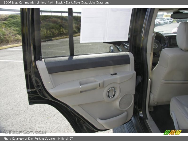 Black / Dark Slate Gray/Light Graystone 2006 Jeep Commander Limited 4x4