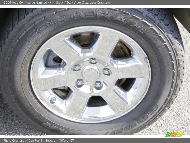 Black / Dark Slate Gray/Light Graystone 2006 Jeep Commander Limited 4x4