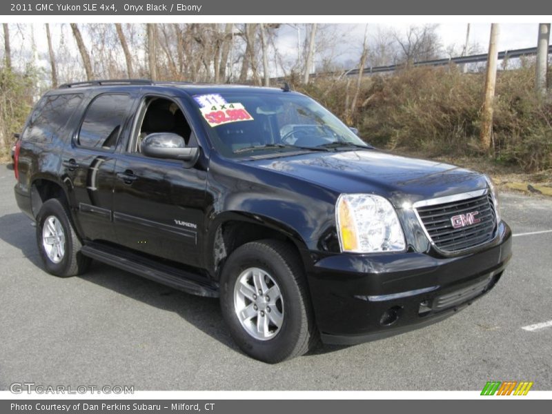 Onyx Black / Ebony 2011 GMC Yukon SLE 4x4