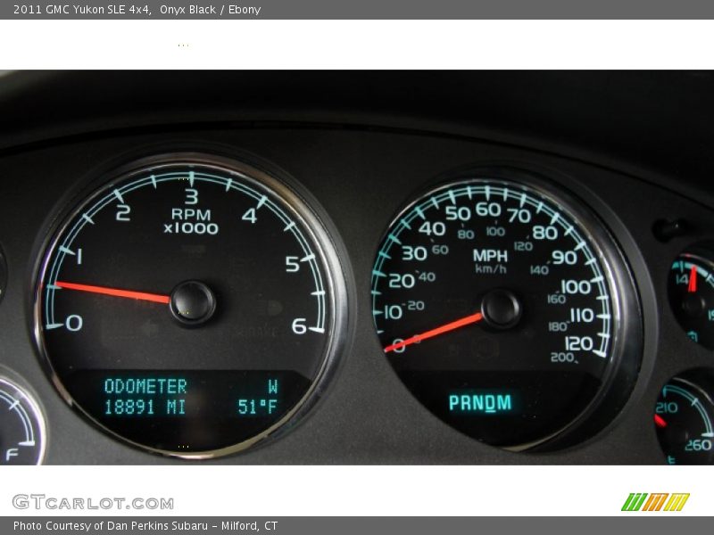 Onyx Black / Ebony 2011 GMC Yukon SLE 4x4