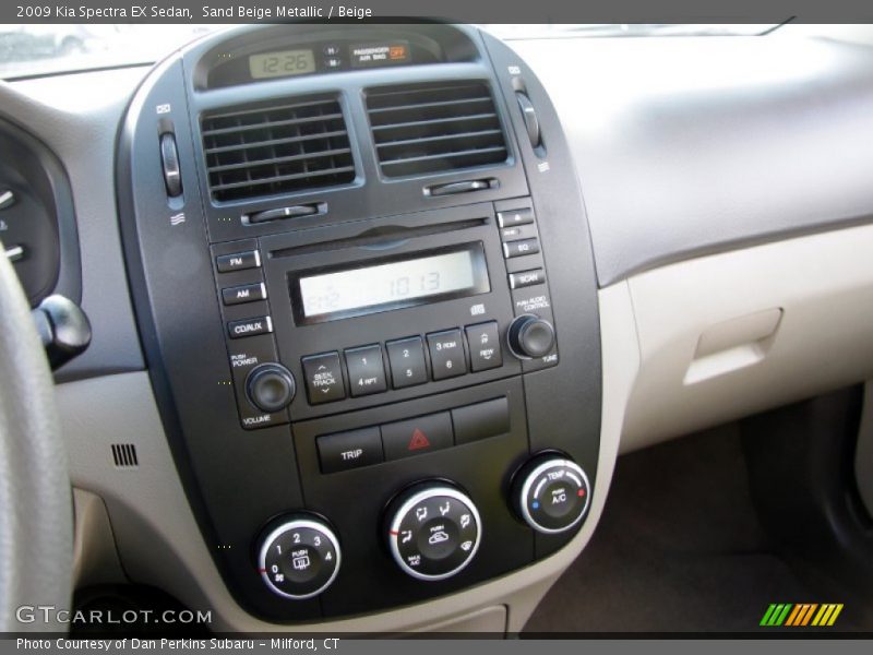 Sand Beige Metallic / Beige 2009 Kia Spectra EX Sedan
