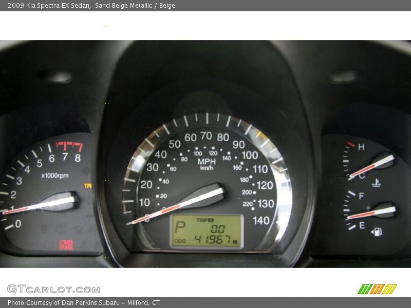 Sand Beige Metallic / Beige 2009 Kia Spectra EX Sedan