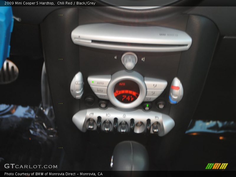 Chili Red / Black/Grey 2009 Mini Cooper S Hardtop