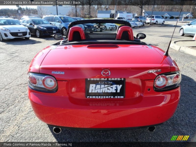 True Red / Black 2006 Mazda MX-5 Miata Roadster