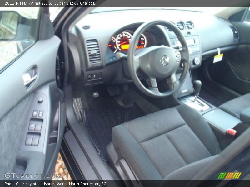 Super Black / Charcoal 2012 Nissan Altima 2.5 S