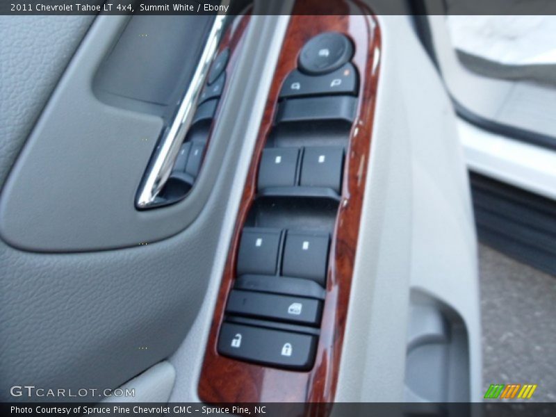 Summit White / Ebony 2011 Chevrolet Tahoe LT 4x4