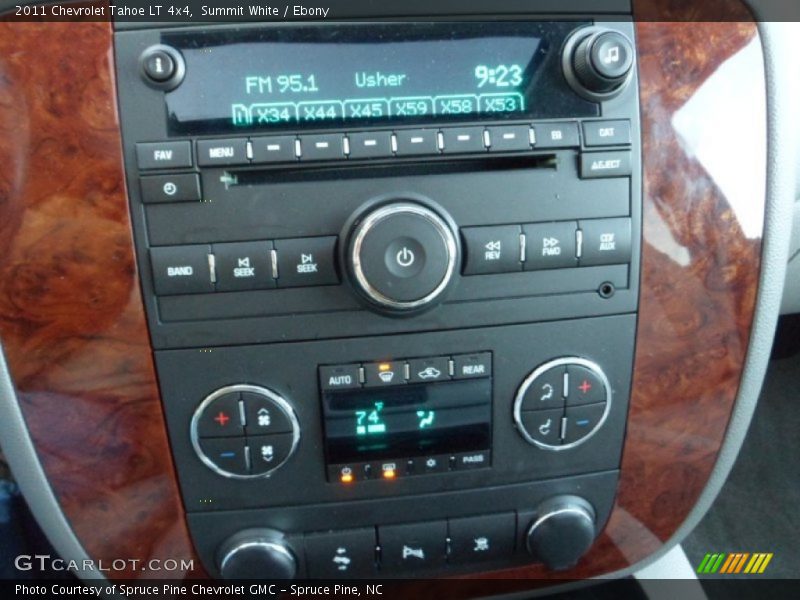 Summit White / Ebony 2011 Chevrolet Tahoe LT 4x4