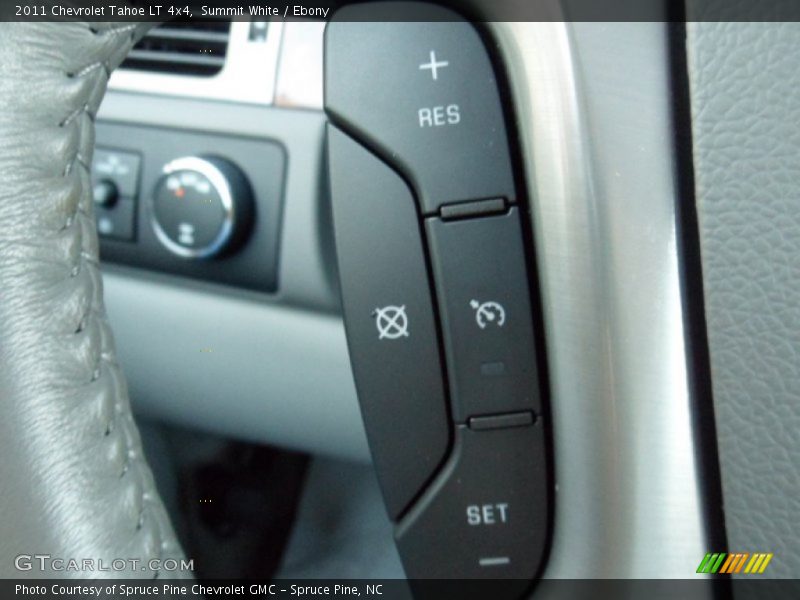 Summit White / Ebony 2011 Chevrolet Tahoe LT 4x4