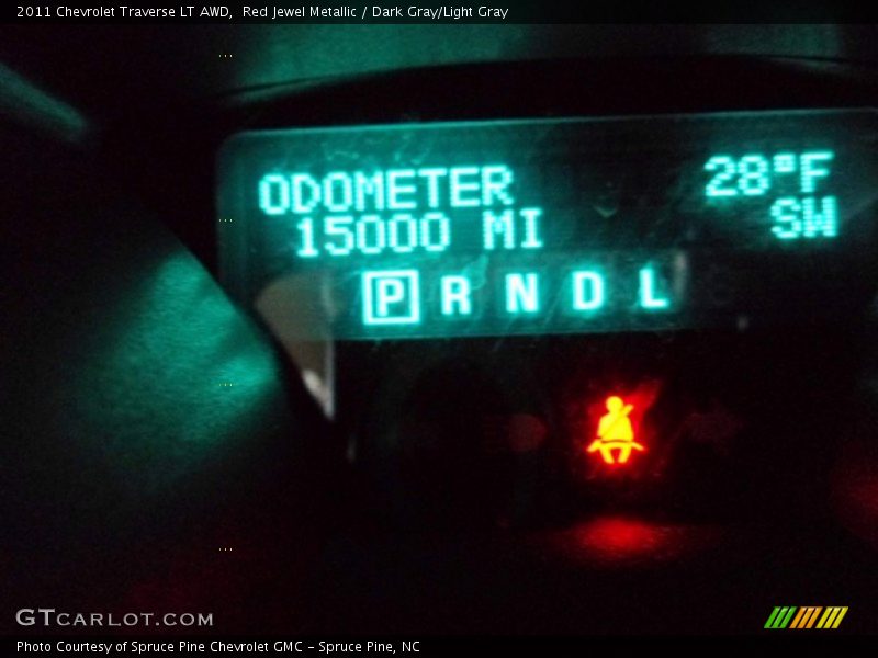 Red Jewel Metallic / Dark Gray/Light Gray 2011 Chevrolet Traverse LT AWD