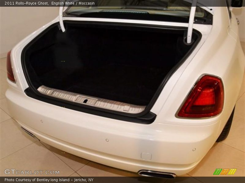 English White / Moccasin 2011 Rolls-Royce Ghost