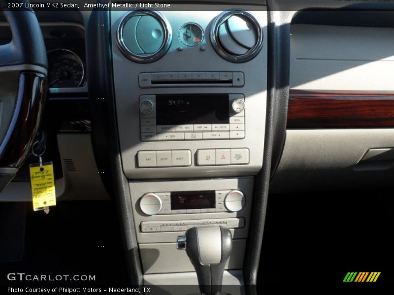 Amethyst Metallic / Light Stone 2007 Lincoln MKZ Sedan