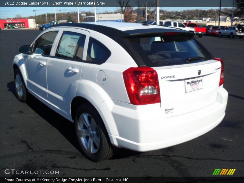 Bright White / Dark Slate Gray 2012 Dodge Caliber SXT