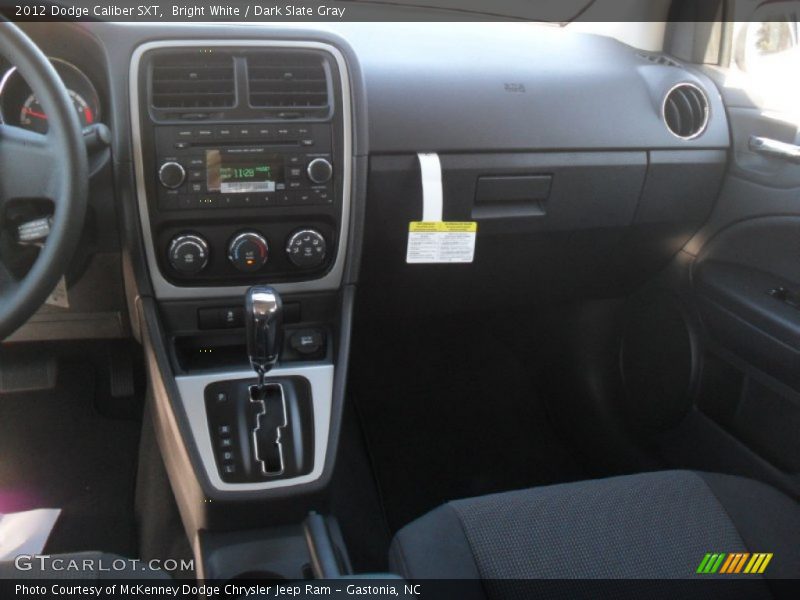 Bright White / Dark Slate Gray 2012 Dodge Caliber SXT