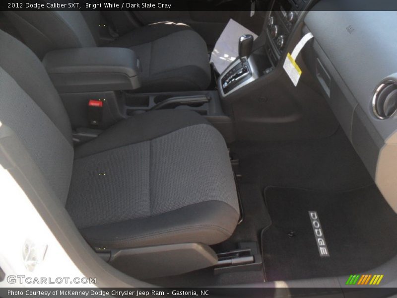 Bright White / Dark Slate Gray 2012 Dodge Caliber SXT