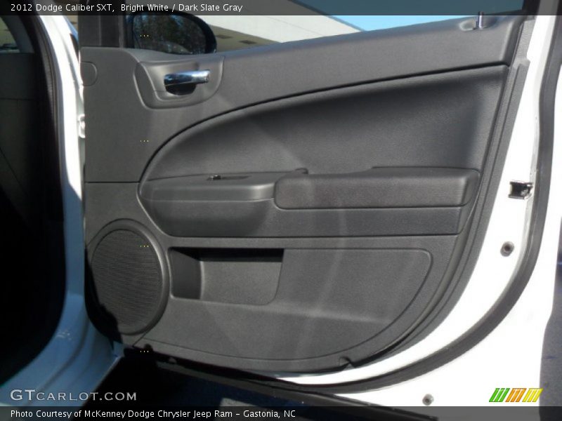 Bright White / Dark Slate Gray 2012 Dodge Caliber SXT