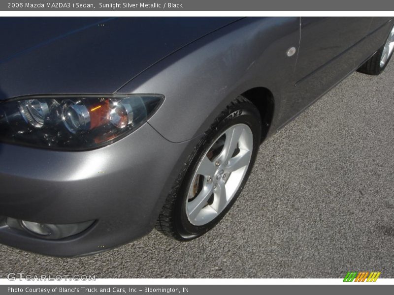 Sunlight Silver Metallic / Black 2006 Mazda MAZDA3 i Sedan