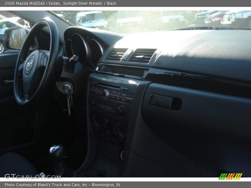 Sunlight Silver Metallic / Black 2006 Mazda MAZDA3 i Sedan