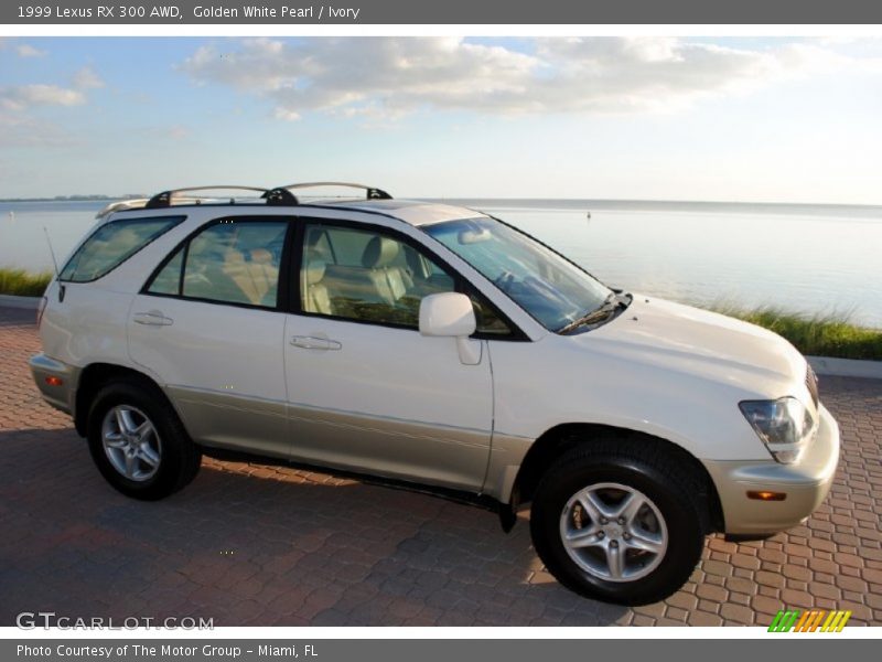 Golden White Pearl / Ivory 1999 Lexus RX 300 AWD