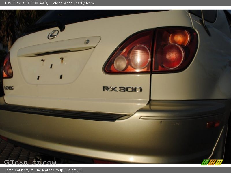 Golden White Pearl / Ivory 1999 Lexus RX 300 AWD