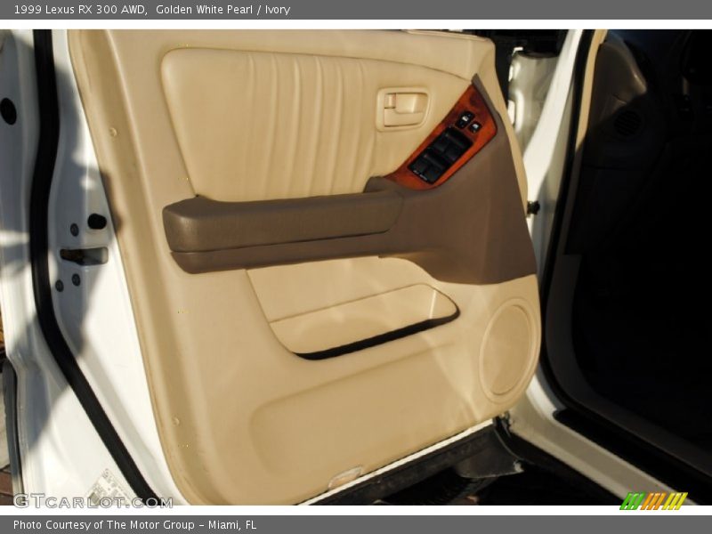 Golden White Pearl / Ivory 1999 Lexus RX 300 AWD