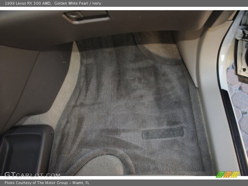 Golden White Pearl / Ivory 1999 Lexus RX 300 AWD